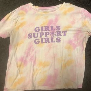 Girls support girls t-shirt